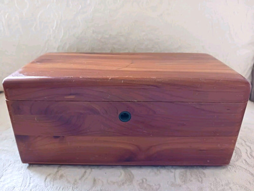Lane miniature cedar - miniature, chest